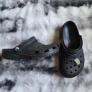 Crocs Classic Clogs Size J3 Black Worn Condition
